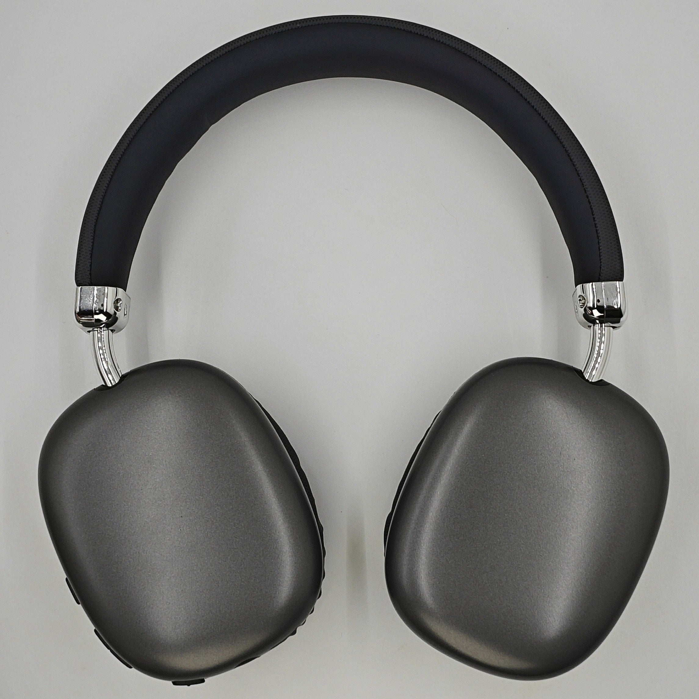 Auriculares inalámbricos coloridos sobre la oreja para entusiastas de la música con batería de litio recargable