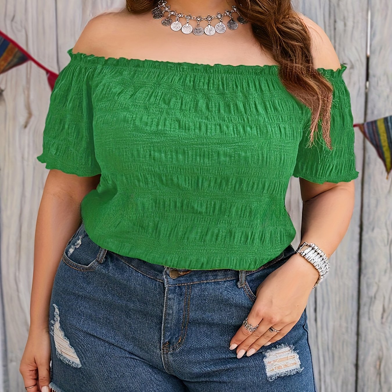 Plus o'lcham ayollar uchun off shoulder teksturali bluz bahorgi lettuce qirqimi