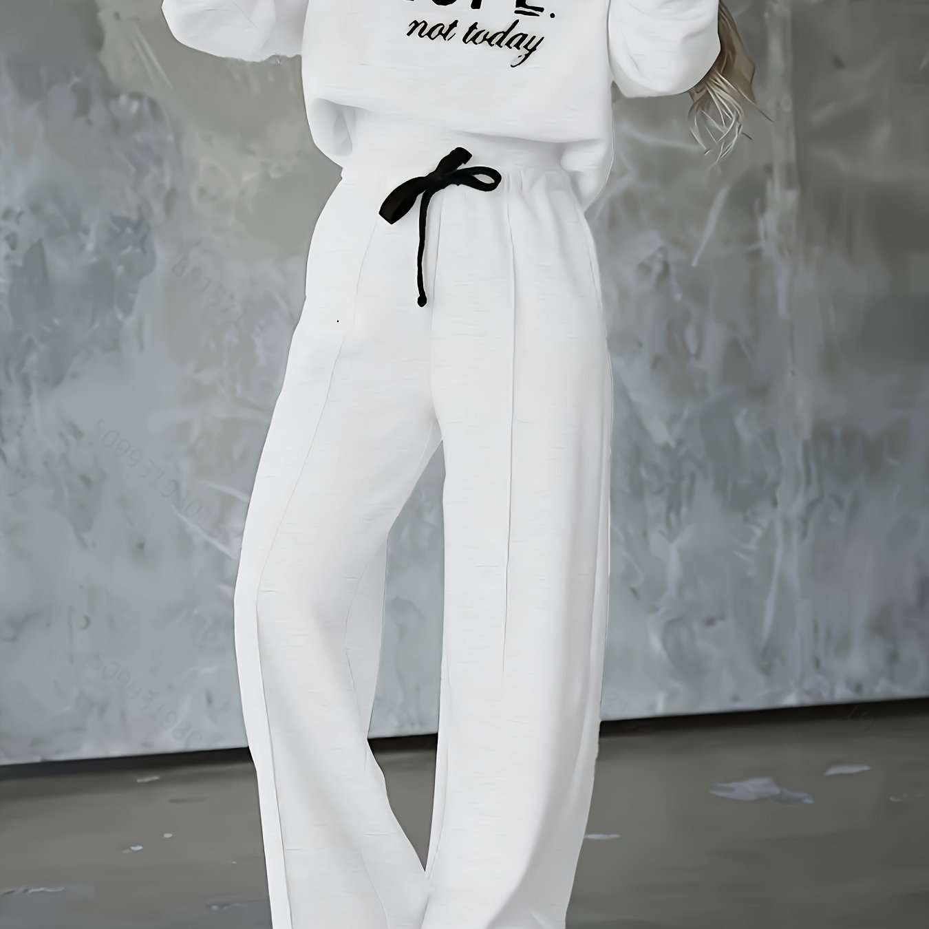 Conjunto de chándal casual para mujer de poliéster con sudadera con capucha y pantalones de punto acanalado