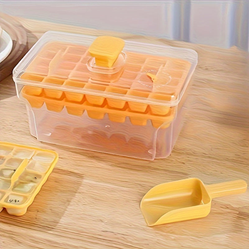 68-Cavity Ice Cube Tray Set with Lid Food Grade PP for Chilled Drinks