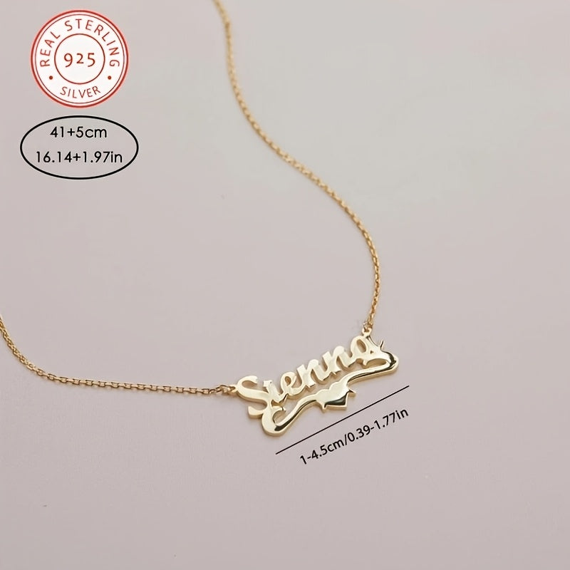Zarif Vintage 925 Sterling Silver 14K Oltin Qoplangan Ism Pendanti Zanjir. Ushbu nozik zargarlik ayollar uchun har kuni yoki to'y kunida taqish uchun mukammal, bu esa uni ideal Sevishganlar kuni sovg'asiga aylantiradi.