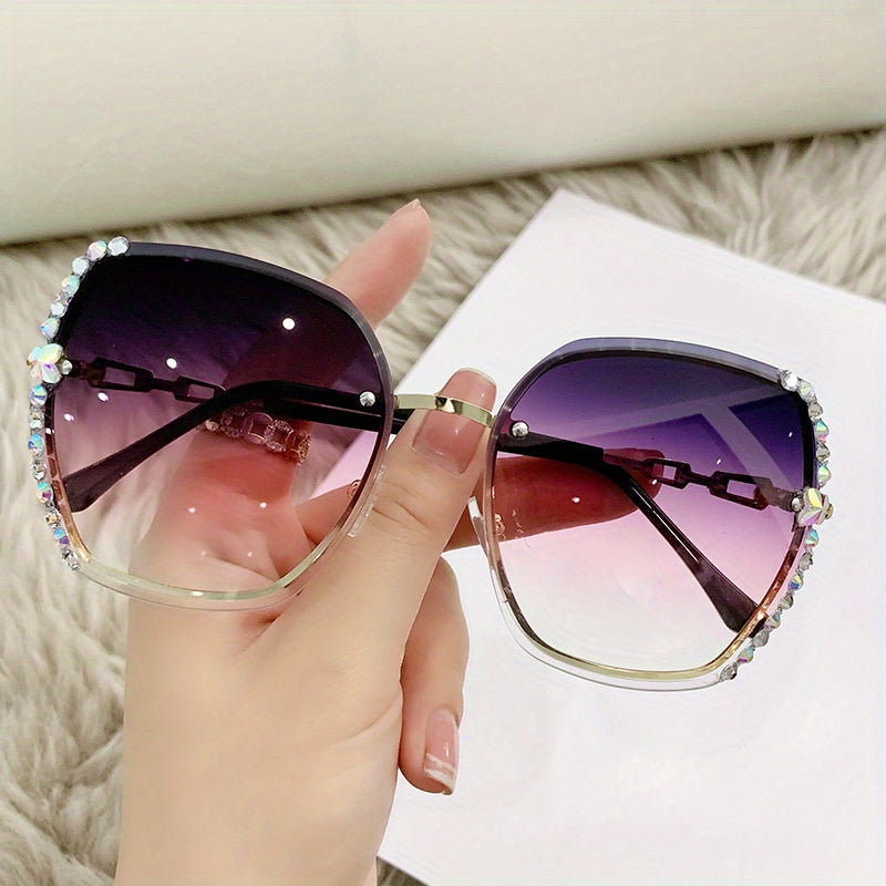 Large Cat Eye Gradient Lens Rhinestone Decor Sunglasses for Women Men Outdoor Beach