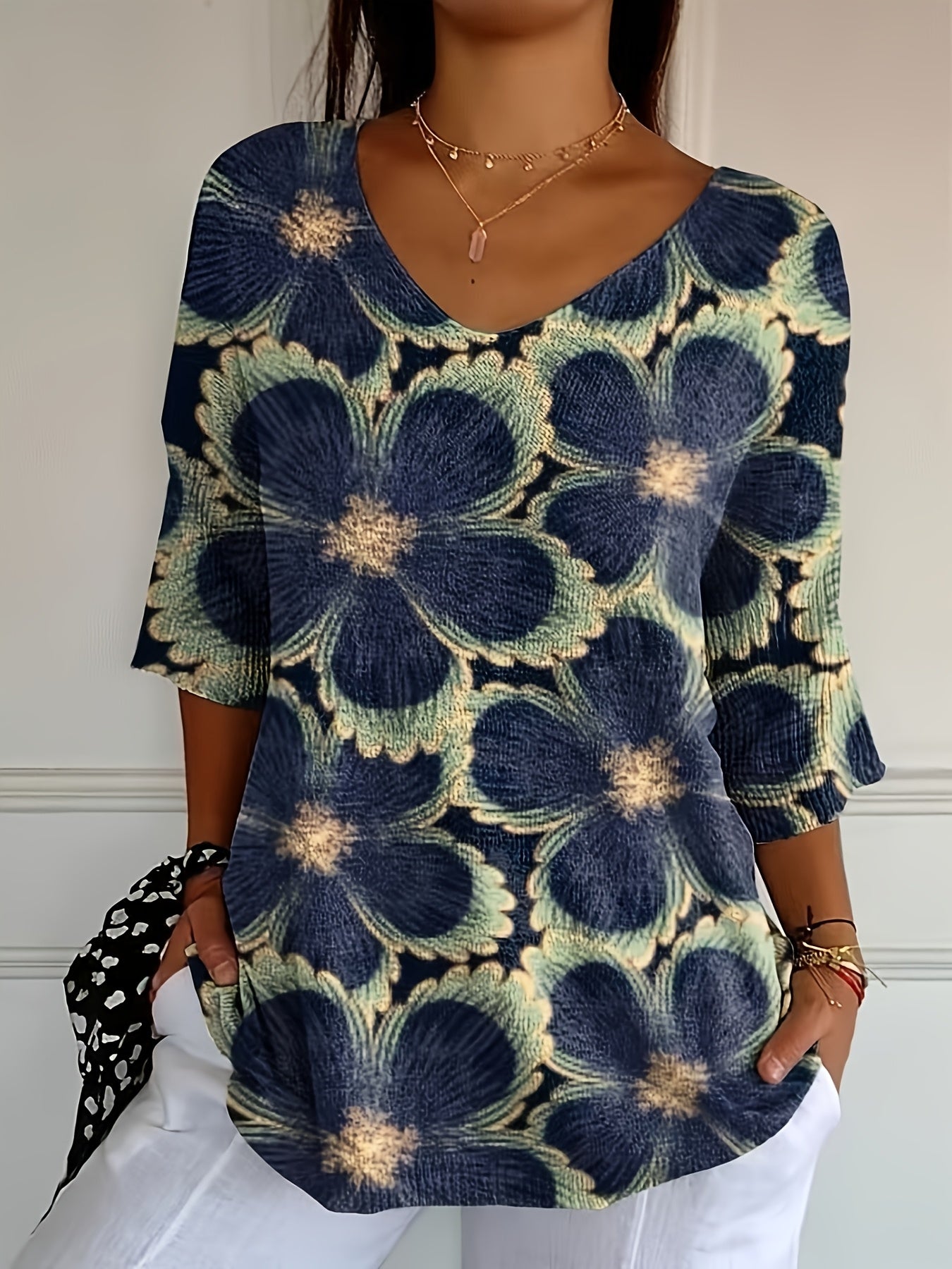 Women's V-Neck Short Sleeve Top Floral Print Blue Fabric