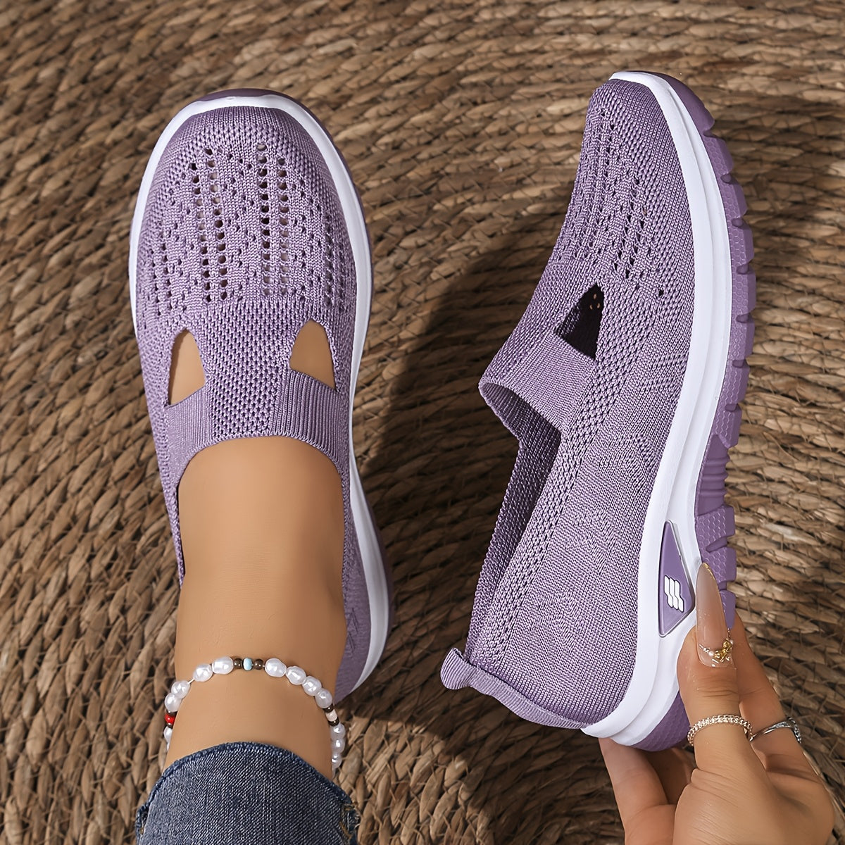 Women's Slip-On Casual Sneakers Breathable Mesh Soft Cushioned Insole