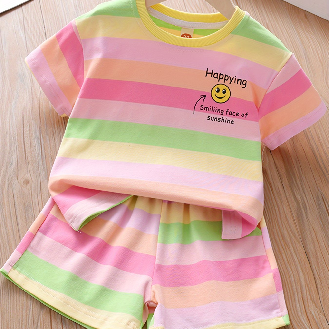 Girls Summer Clothing Set Cotton T-Shirt and Striped Shorts for Outdoor Activities