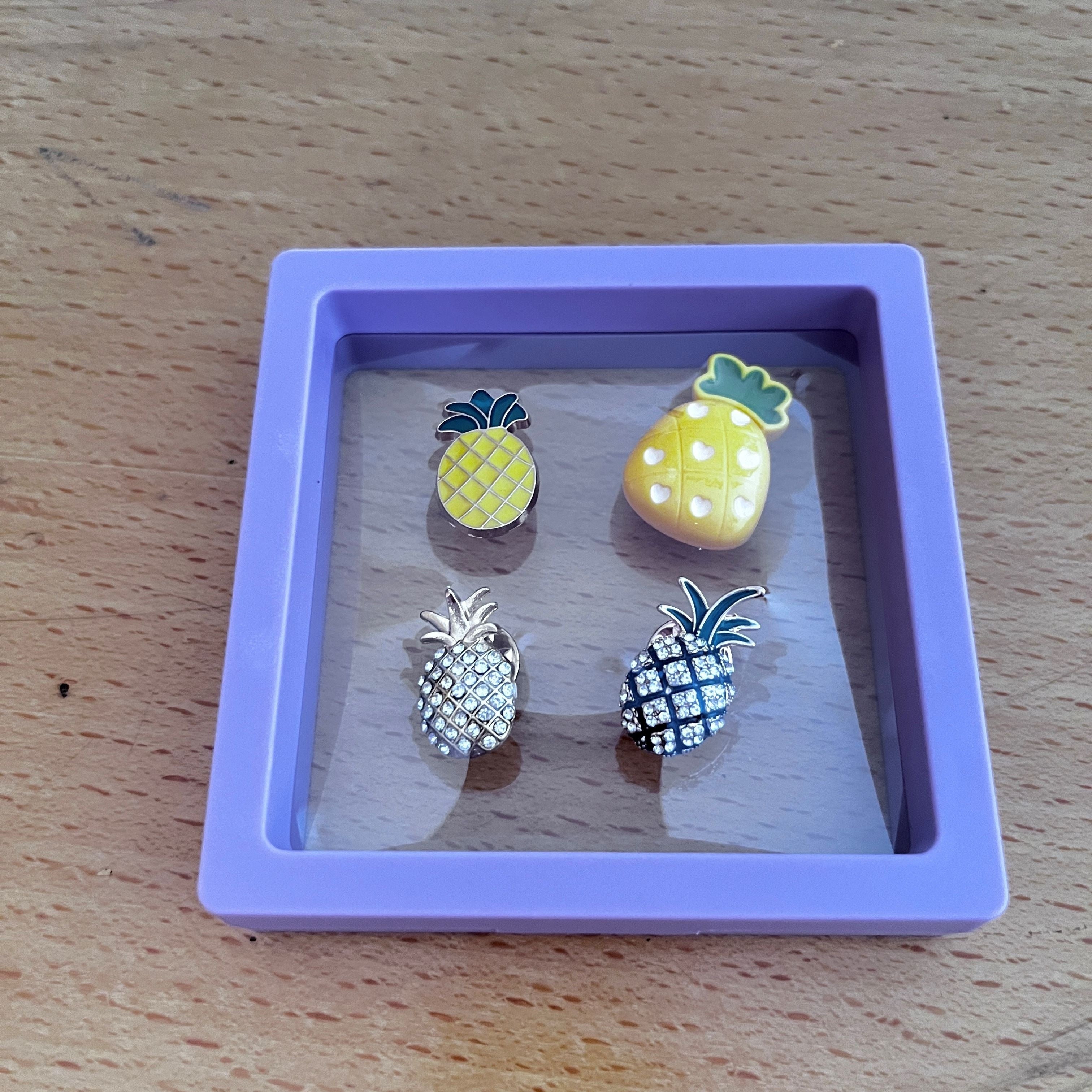 Cute Cartoon Pineapple Brooch Alloy Acrylic Plant Shape Jewelry for Women 3.05cm