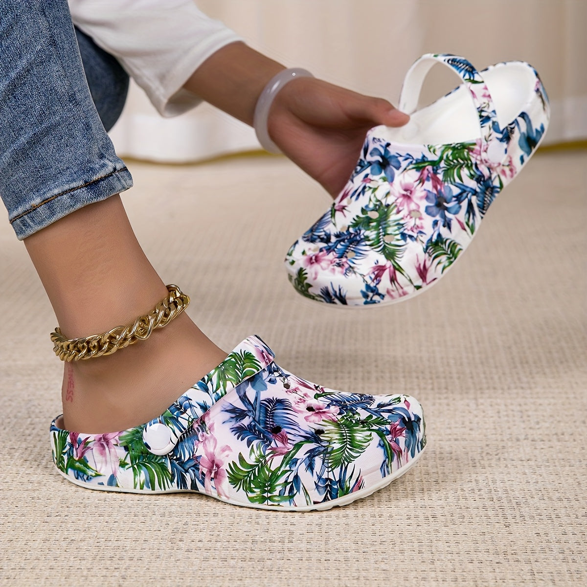 Women's Lightweight EVA Slip-On Shoes with Tropical Floral Print Blue Pink Green