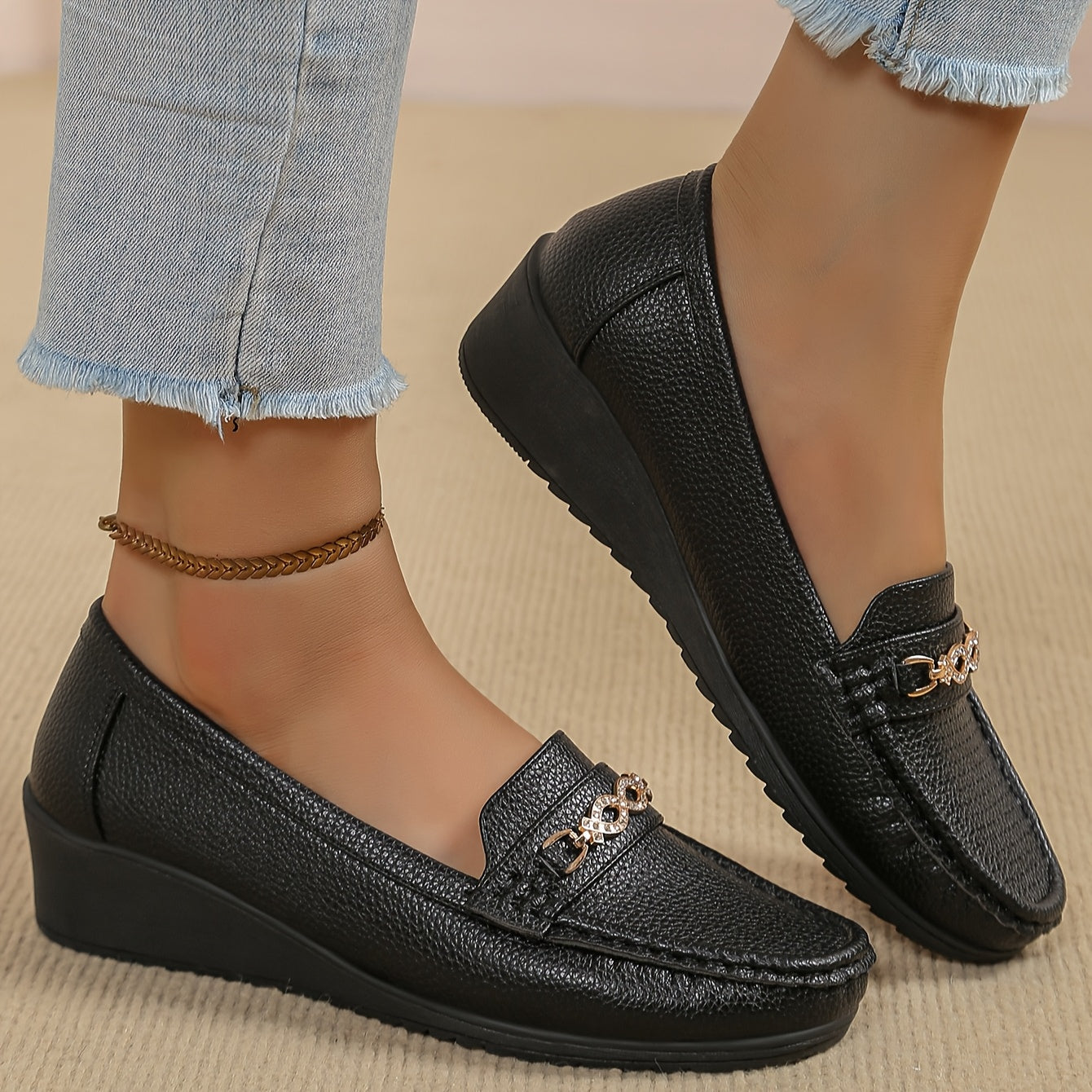 Women's Slip-Resistant Crystal-Embellished Metallic Loafers with Cushioned Sole