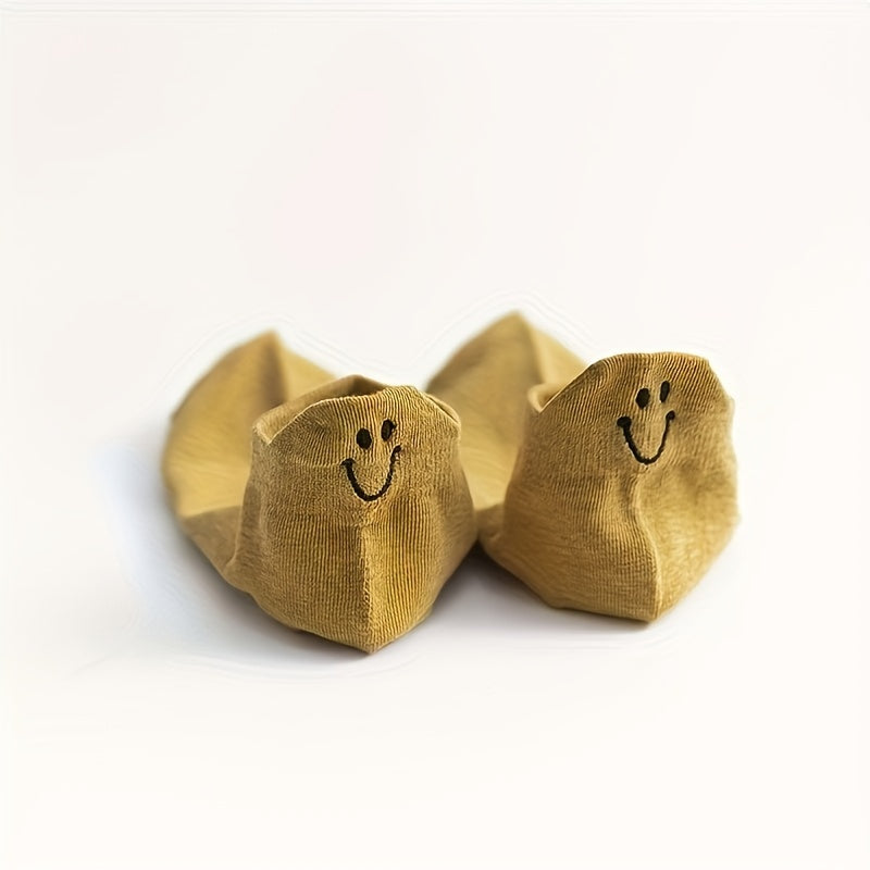 10 juft ayollar uchun yoqimli yuzli ankle socks, havo o'tkazuvchan, yumshoq va mashinada yuvish mumkin. Turli ranglarda polyester aralashmasidan tayyorlangan.