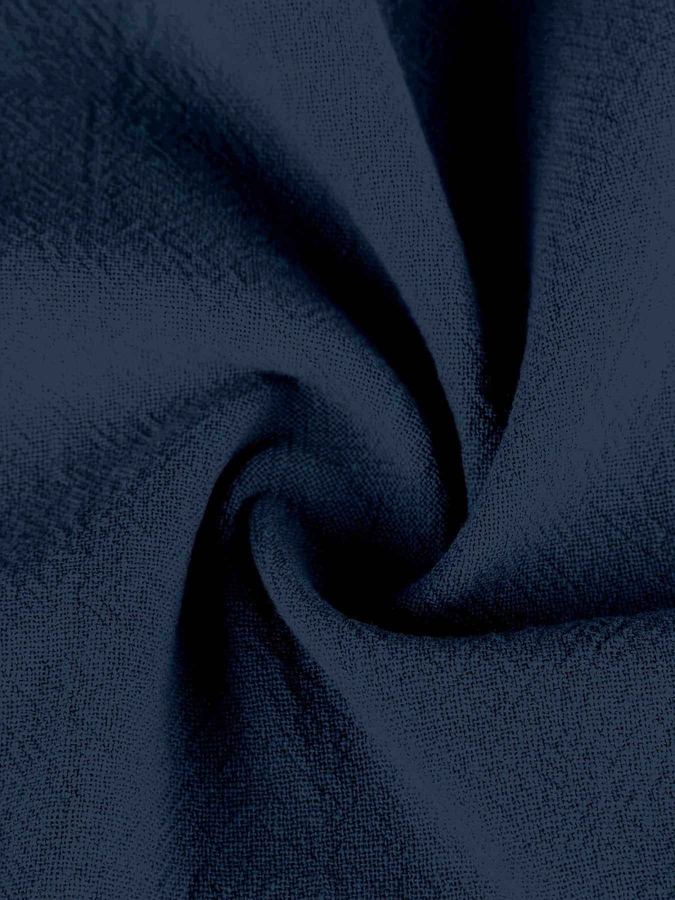 "Dafnali Print Katta O'lchamdagi Ko'ylak - Erkin Fit, Dumaloq Bo'yin, To'q Qizil va Oq Gul Dizayni"