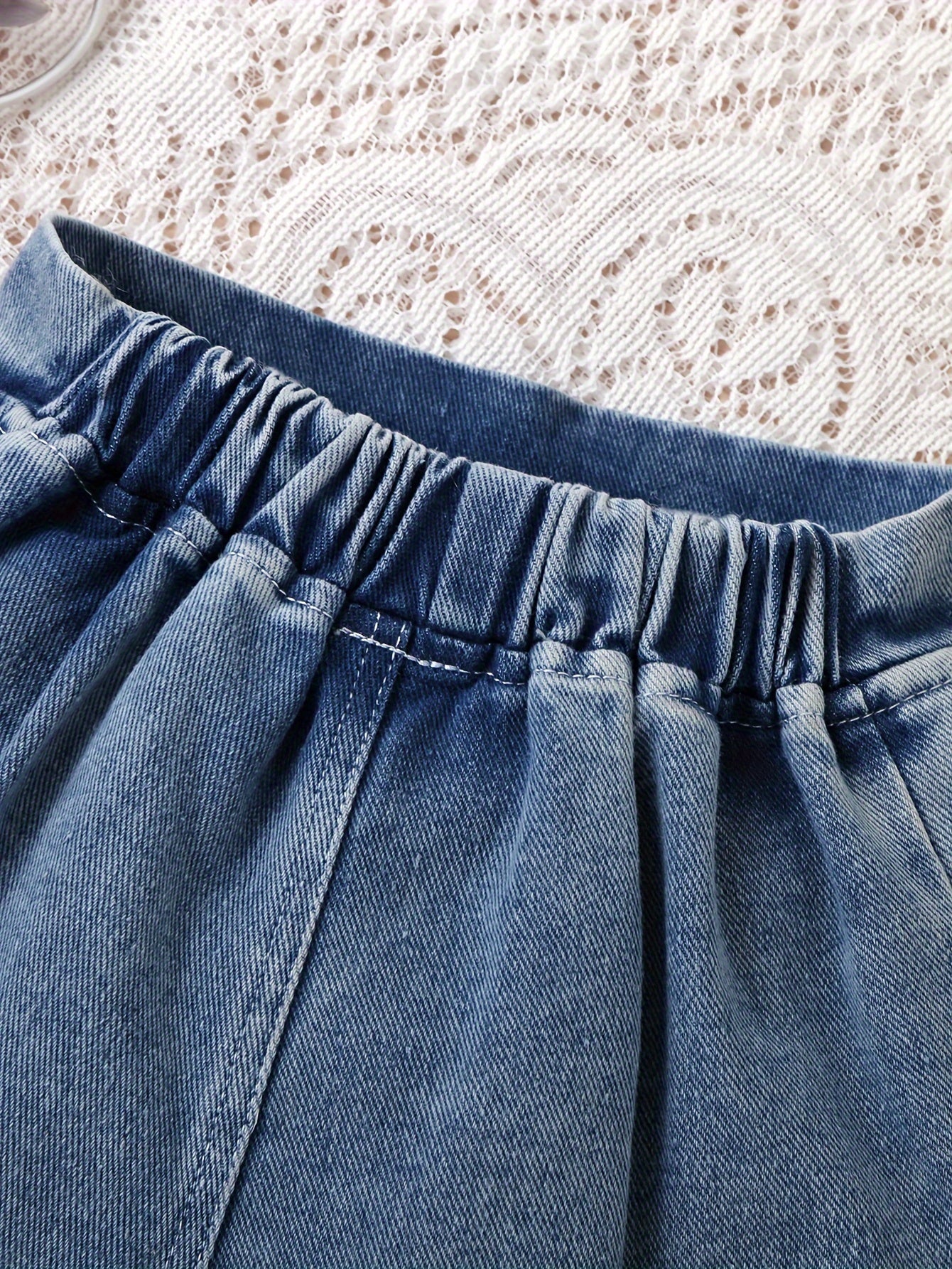 Girls' Denim Shorts with Daisy Flower Print for Summer Holiday Wear