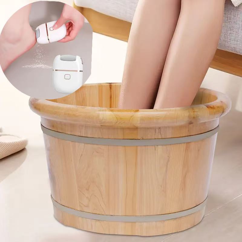 Uchta almashtiriladigan boshli, portativlik uchun USB orqali zaryadlanadigan elektr oyoq maydalagichi.