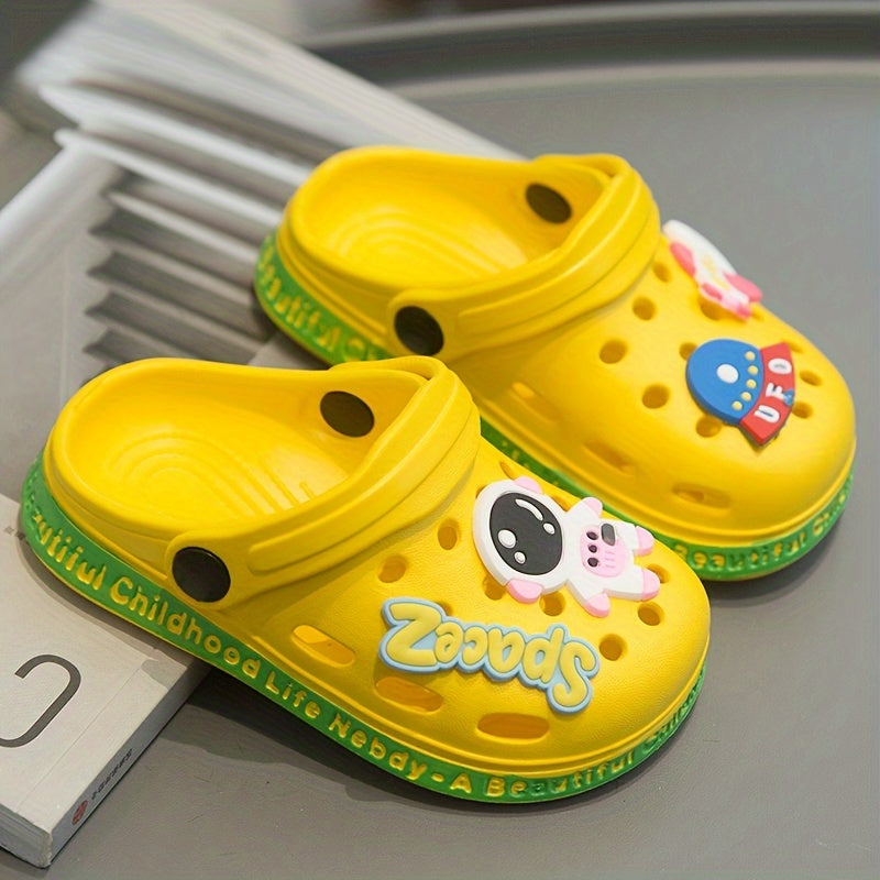 Boys' All-Season Lightweight EVA Cartoon Clogs and Mules for Casual Wear