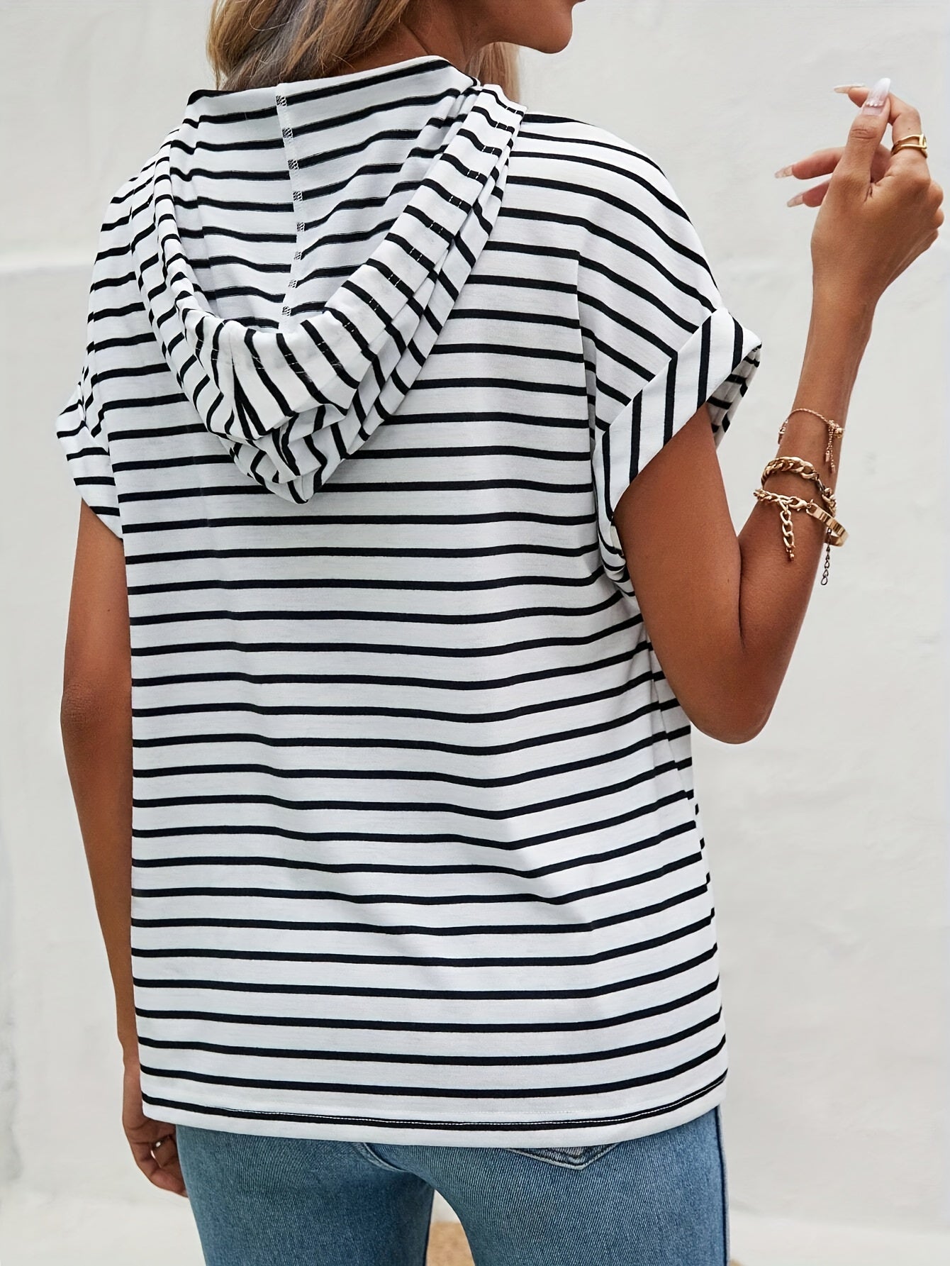 Sudadera con capucha de rayas para mujer con botones en la parte delantera, mangas batwing y capucha con cordón