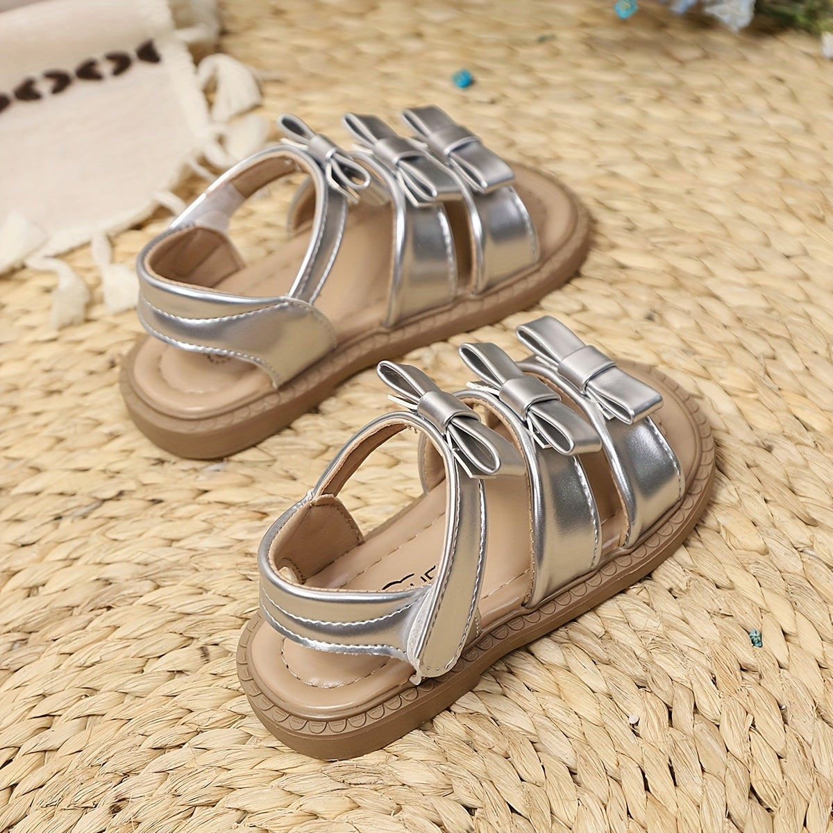 Girls Summer Sandals with Bowknot Lightweight Breathable Non-Slip Rubber Sole