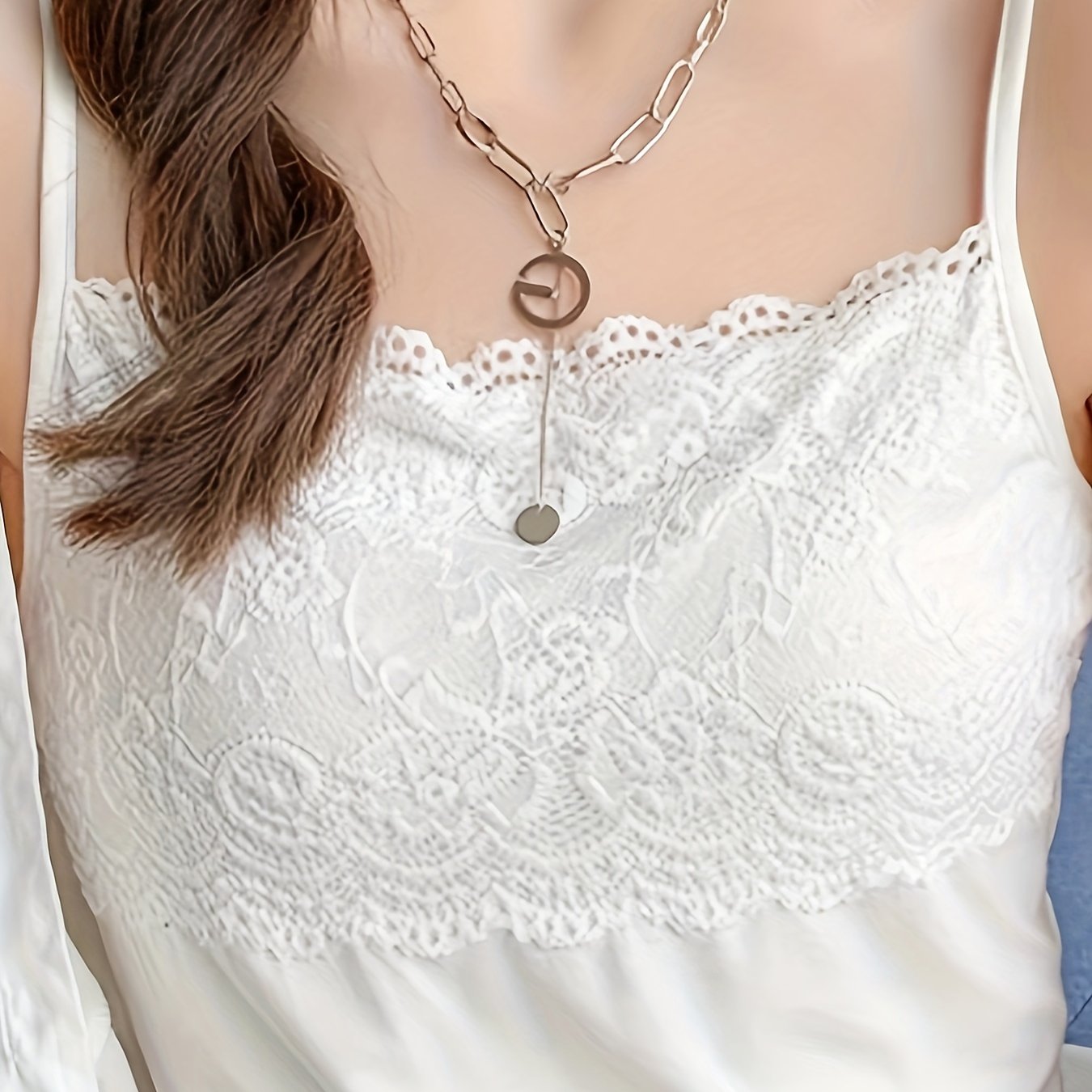 1 dona Ayollar uchun Dantelli Kamisole Tank Top, Yozgi Qoltsiz Yupqa Ichki Qavat, Mustahkam Rangli Nilon Matosi, Kattalar uchun Dantelli Cami