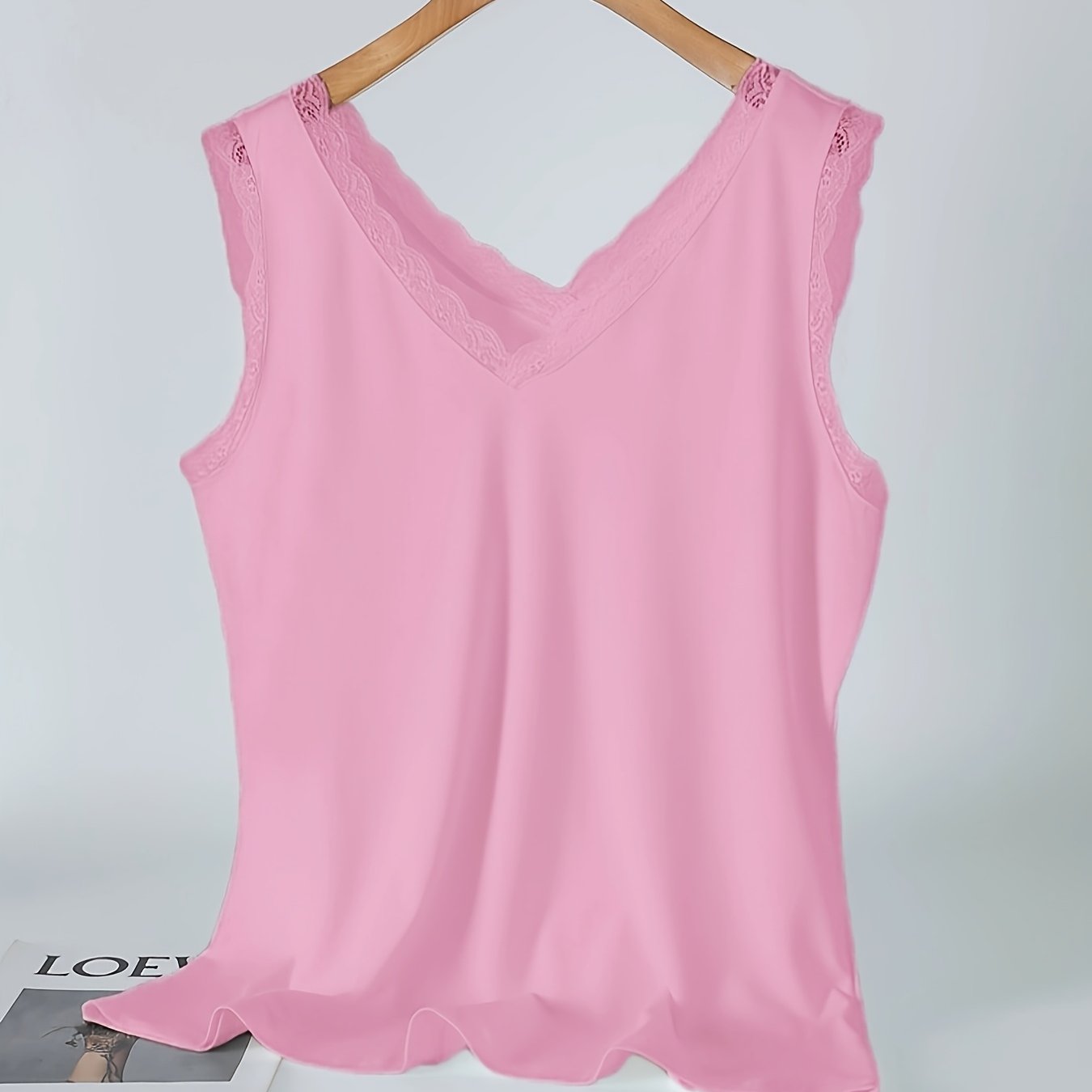 Chaleco versátil para mujer de tallas grandes con costura de encaje en contraste