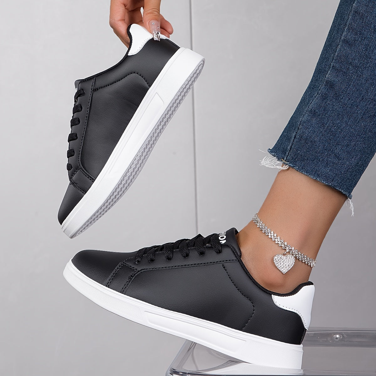 Women's Casual Leather Sneakers - Lightweight Low Top Lace-Up Shoes