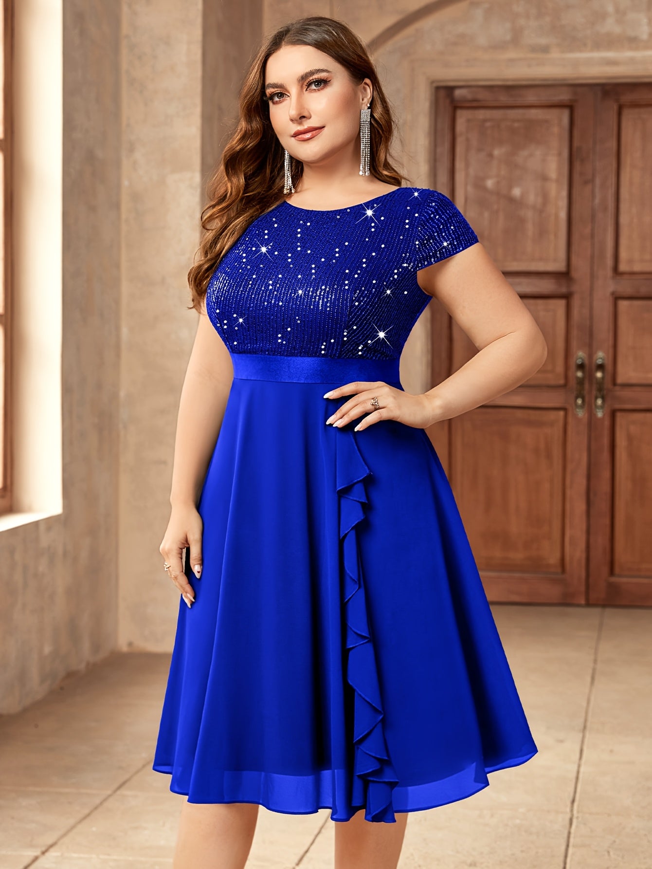 Plus Size Women's Sequin Dress with Ruffle Short Sleeve Party Wear