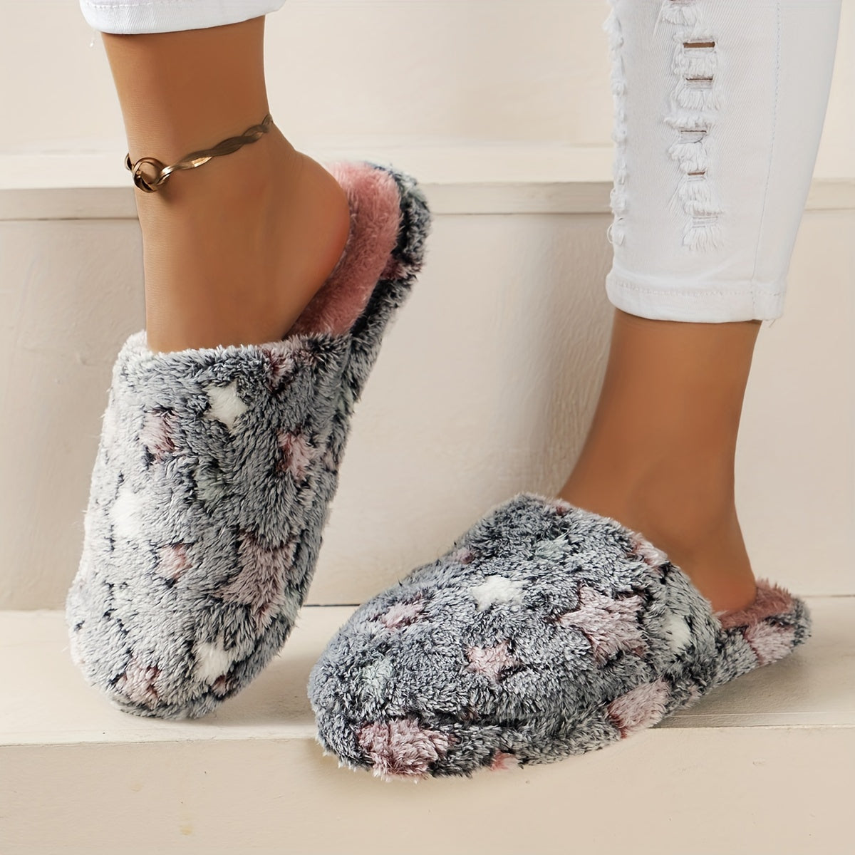 Women's Plush Winter Slippers with Star Pattern, Soft Fabric, Non-Slip Sole