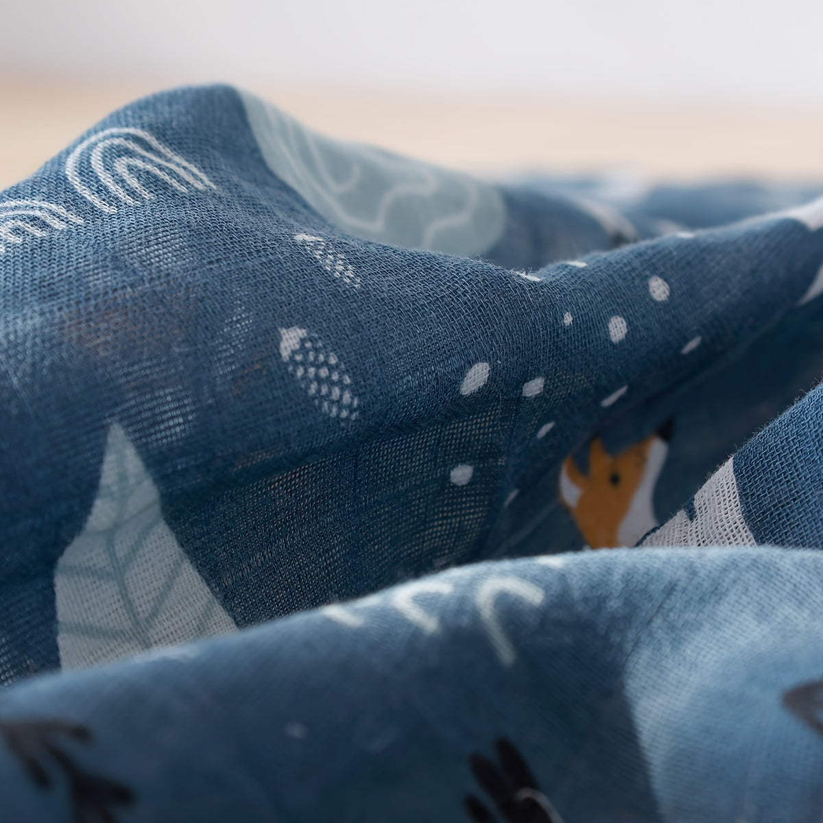 5 ta ko'p funksiyali muslin o'ralgan ovqat berish burp matolari, 60*60 sm o'lchamda, yuz va qo'llar uchun mukammal yumshoq paxta bambukdan tayyorlangan.