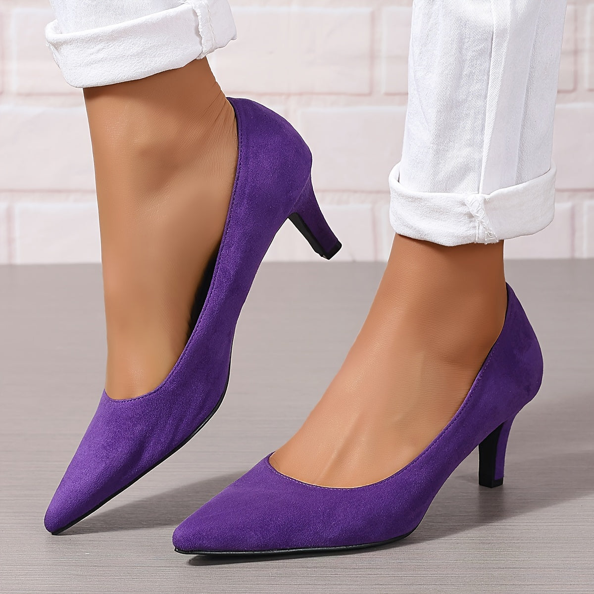 Women's Solid Color Pointed Toe Slip-On Court Pumps for Office and Formal Wear