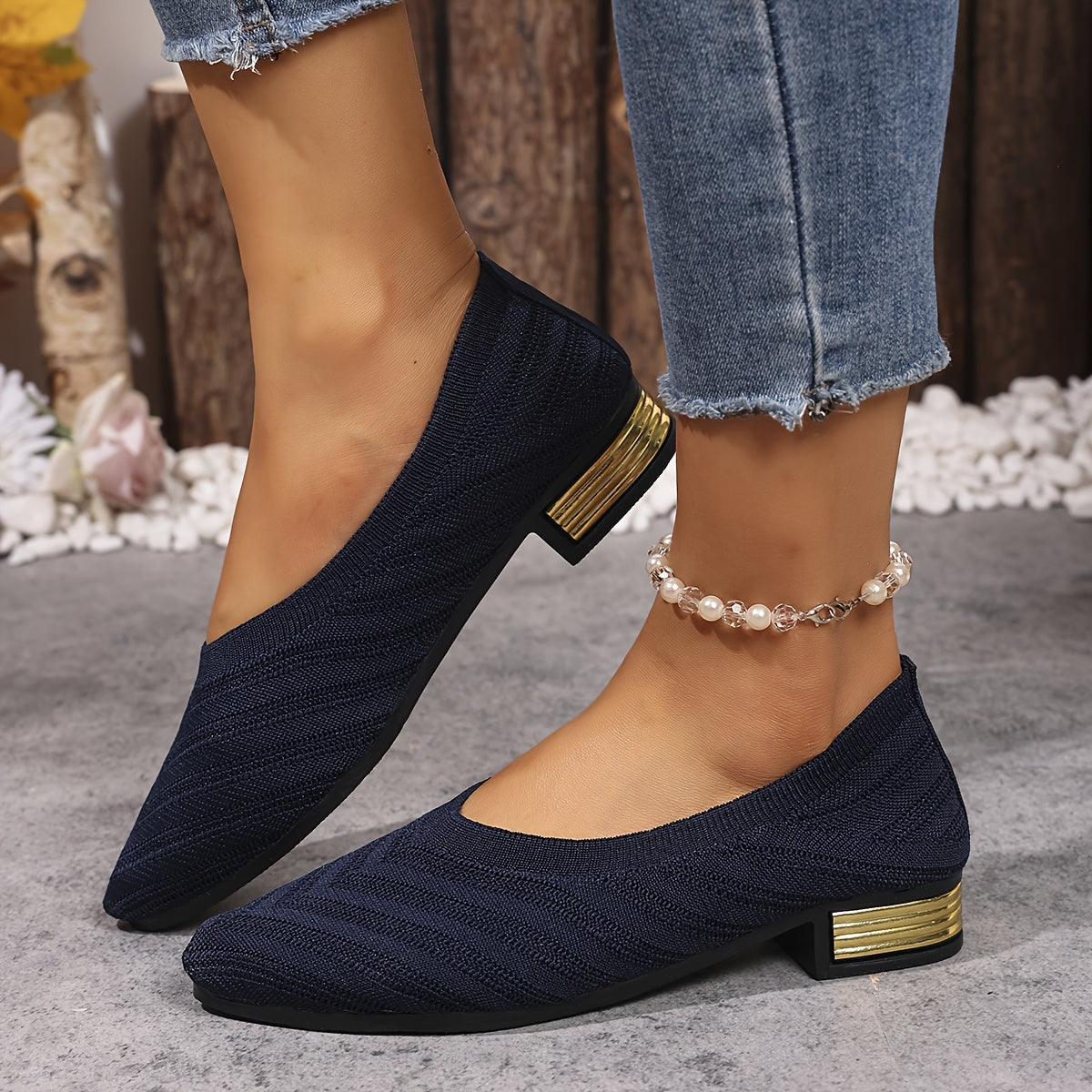 Women's Embroidered Flat Shoes - Pointed Toe, White, Breathable, All-Season