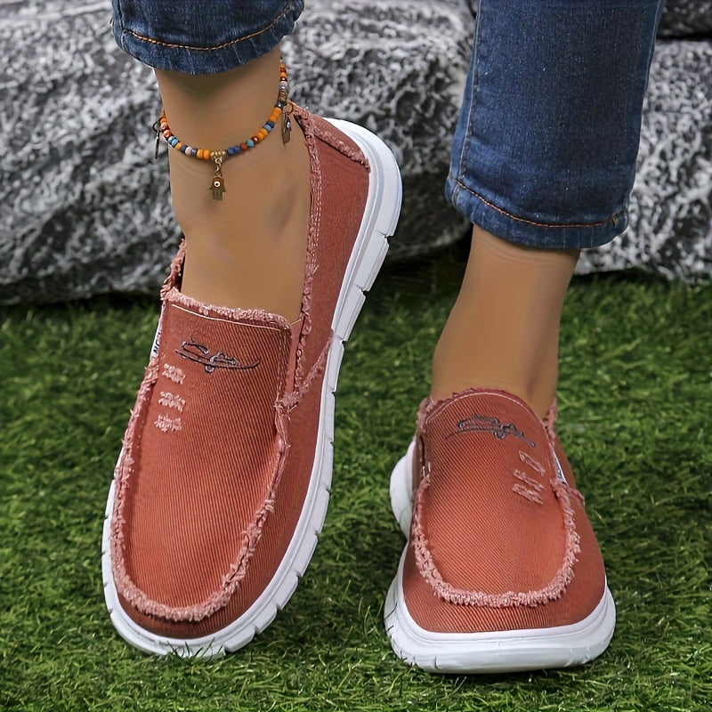 Women’s Daisy Embroidered Loafers Soft Durable Slip-On Walking Flats