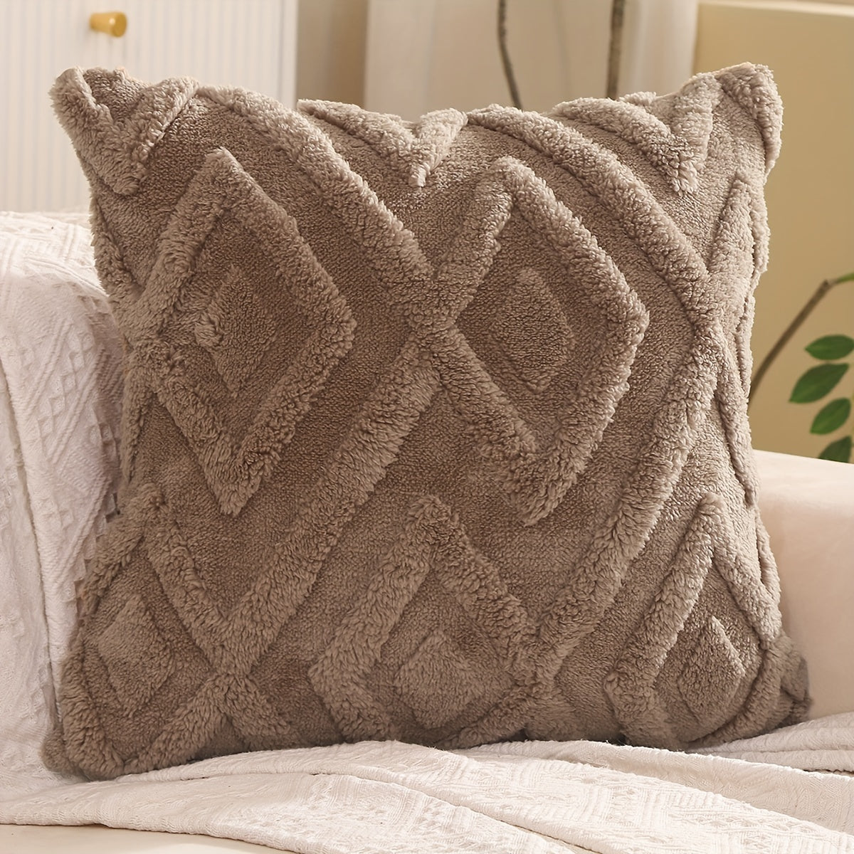 Pair of Beige Geometric Pattern Throw Pillow Covers 100% Polyester Zipper Closure