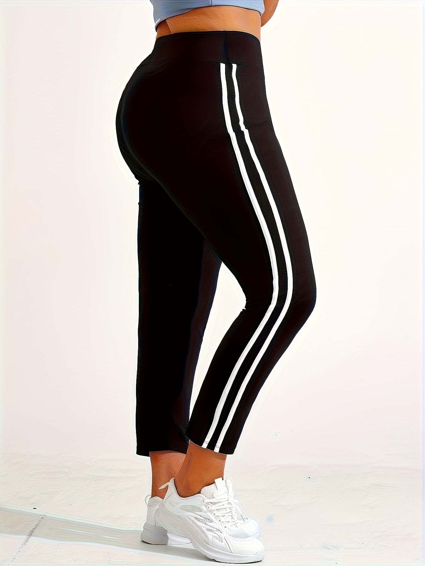 Women's Plus Size High-Waisted Yoga Pants Tummy Control Fitness Leggings with Side Stripes