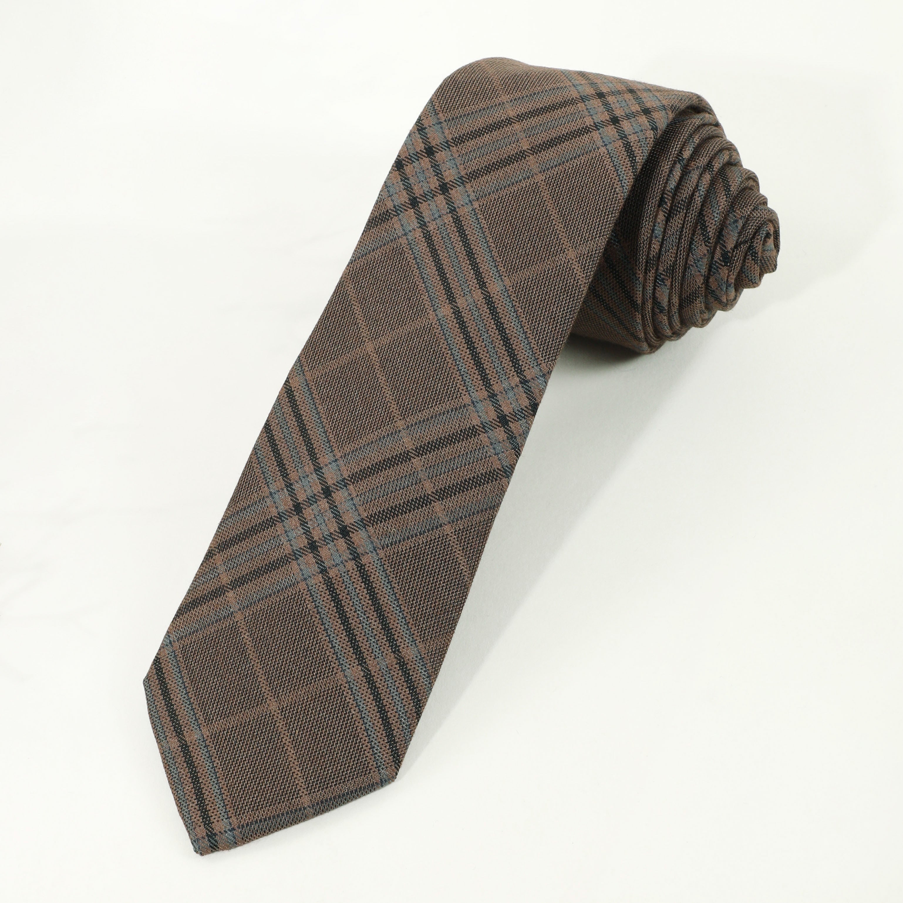 Men's Striped Polyester Tie for Business and Casual Wear