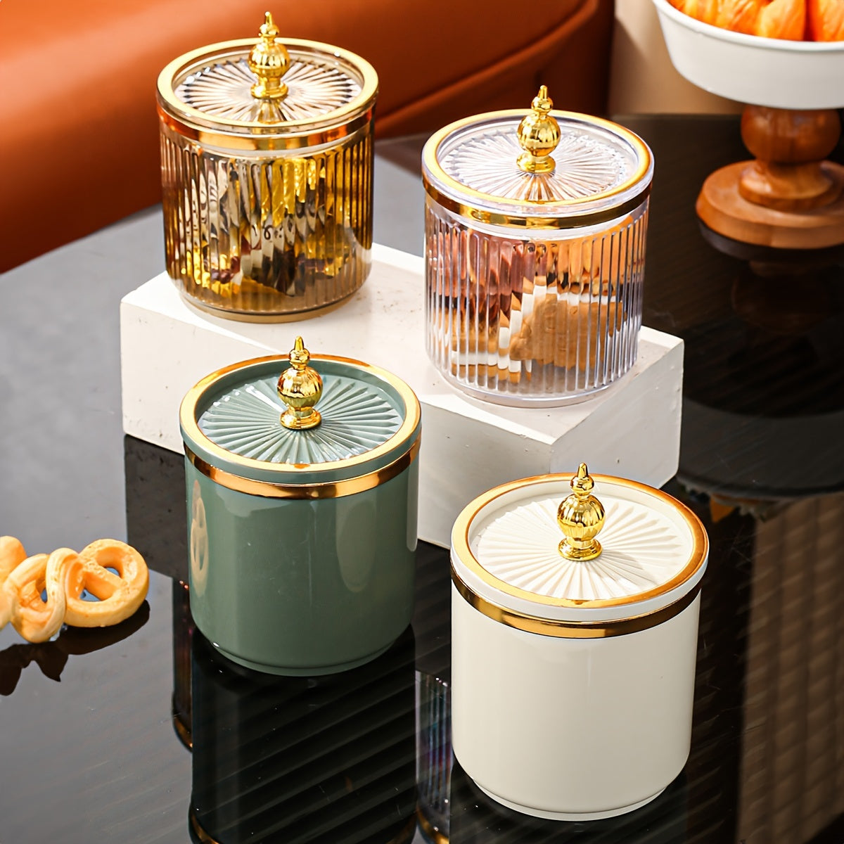 Airtight Round Storage Jar for Dried Fruits and Spices - Reusable Nordic-Inspired Container