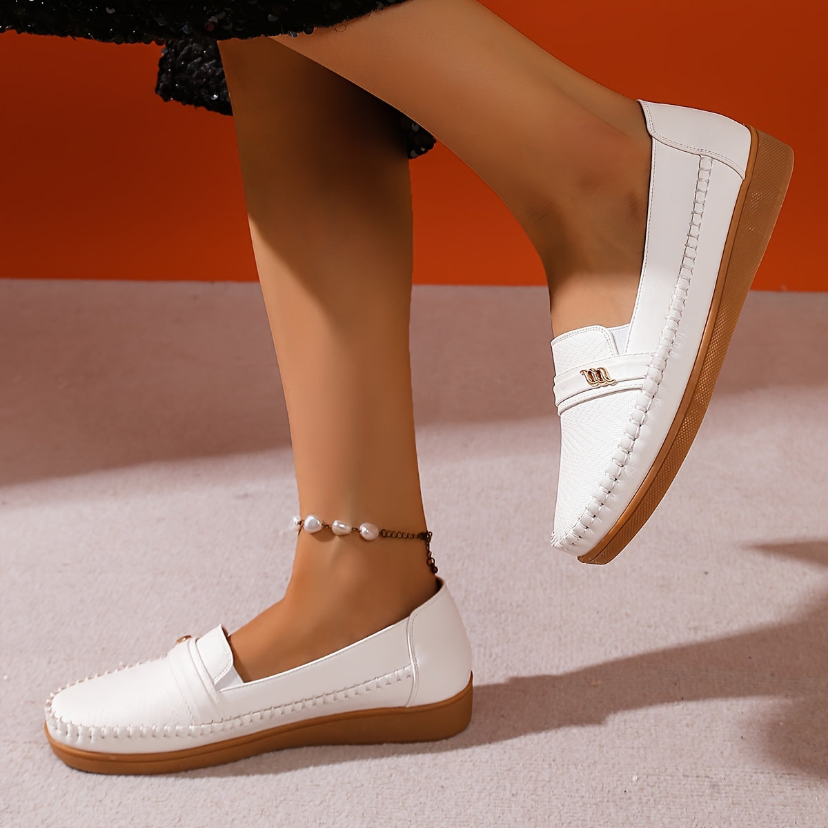 Women Loafers Solid Color Flannel Lined Slip-On Shoes with Buckle