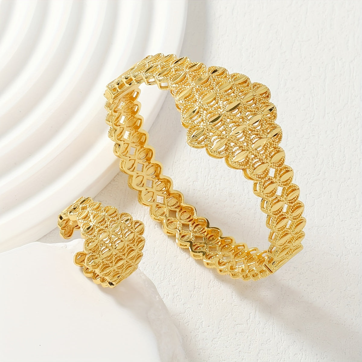 Efiopcha uslubidagi zargarlik to'plami: 24K oltin qoplangan mis bilaguzuk va uzuk, ayollar uchun mukammal to'y aksessuar, ona yoki qiz do'st uchun ajoyib sovg'a, har kuni yoki bayramda kiyish uchun mos, yoqimli Ramazon sovg'asi