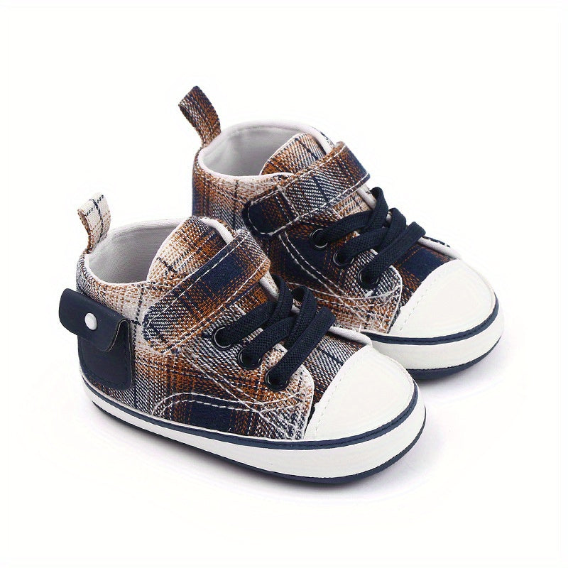 Infant Canvas Shoes with Star Design Non-Slip Lightweight Fabric Toddler Crib Shoes