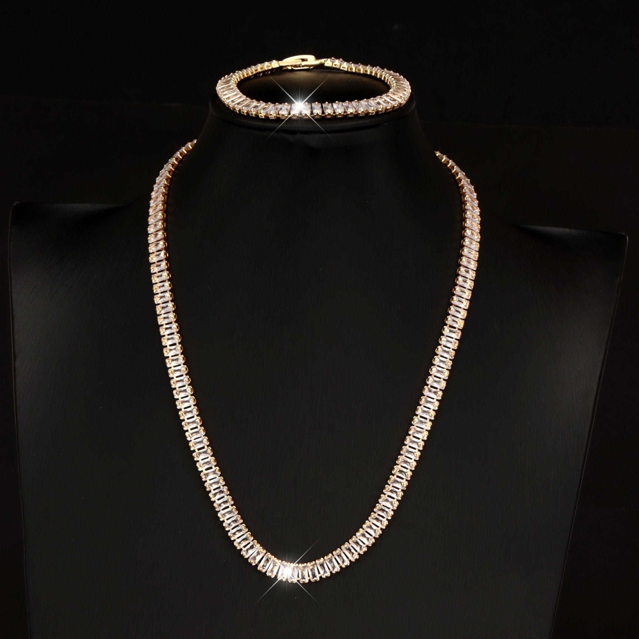 Ayollar uchun 18K oltin bilan qoplangan mis tennis bilagi va bilakuzuk to'plami, rang-barang kubik zirkoniy bilan