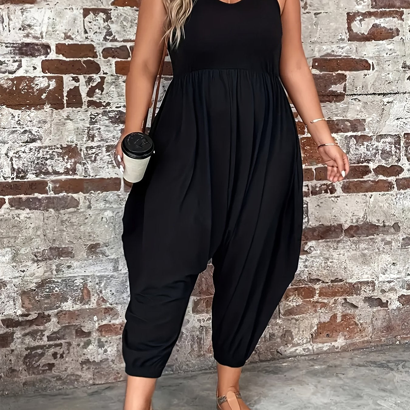 Women's Plus Size Green Sleeveless Jumpsuit with V-Neck and Wide Legs