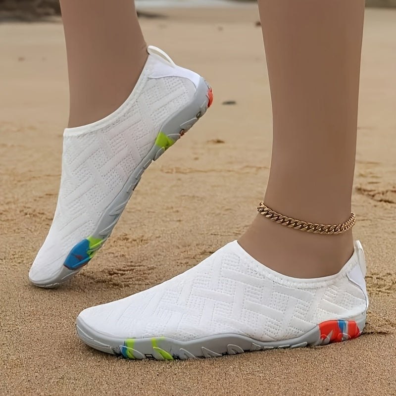 ayollarga mo'ljallangan yengil nafas oladigan suzish poyabzali, sirpanmaydigan guma ostki, ochiq barmoqli plyaj suv poyabzali