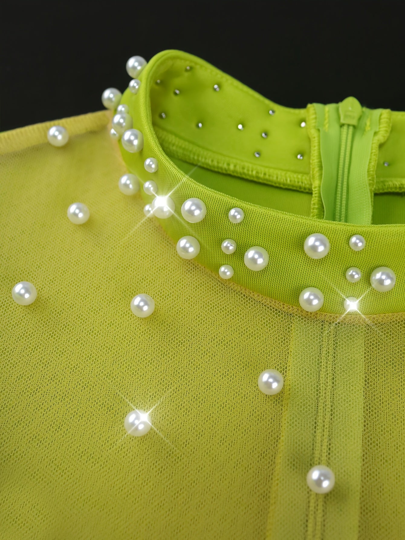 Women's Green Bodycon Evening Dress with Ruffles Beaded Belt Mid-Length