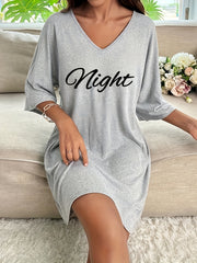 Yozuvli, yumshoq va qulay lounge ko'ylaklar, kuz va qish uchun mukammal.