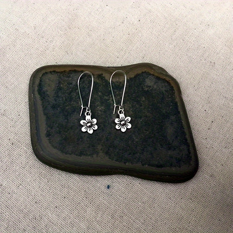Women's Silver Flower Earrings Dangle Small Daisy Jewelry Accessories