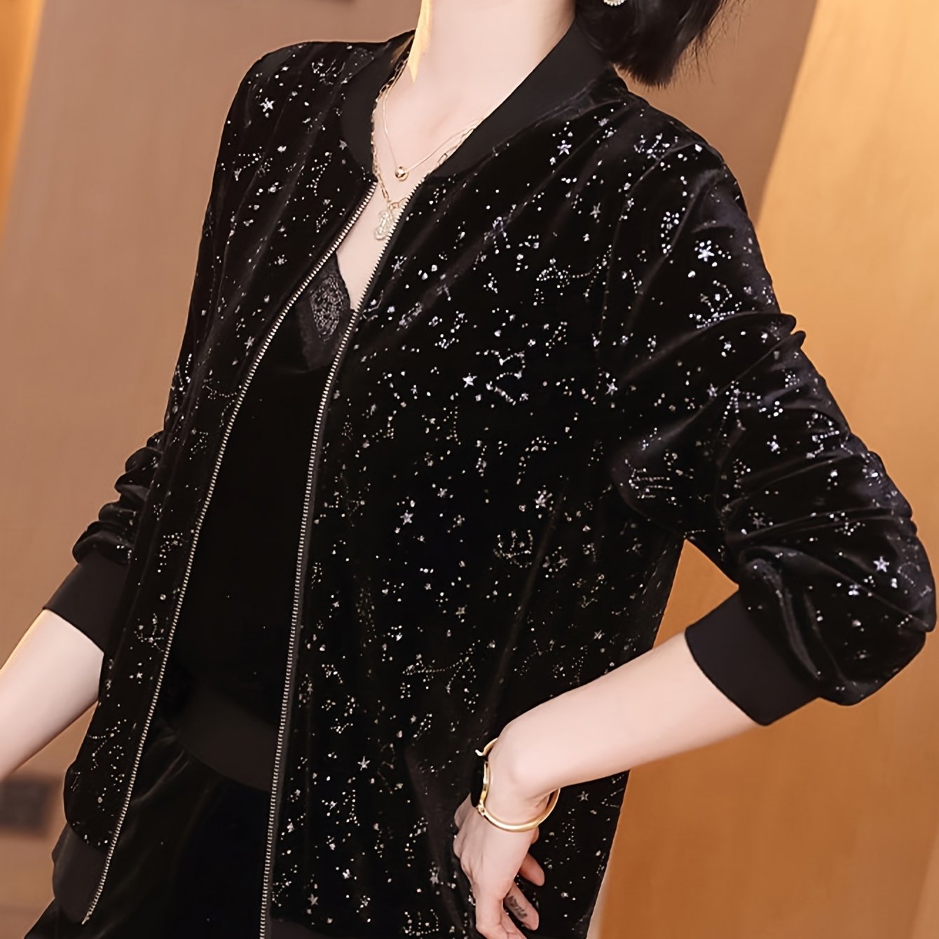 Women’s Star Print Lightweight Zip-Up Jacket with Baseball Collar for Spring and Summer