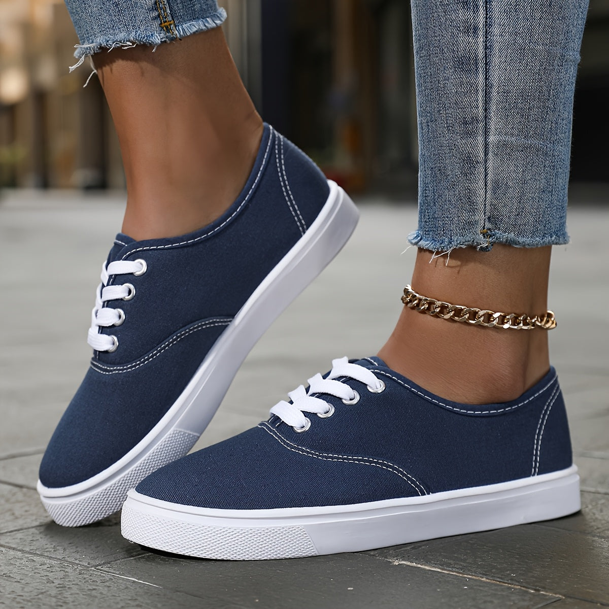 Women's Casual Lace-Up Sneakers Lightweight Low-Top Shoes Black White Blue