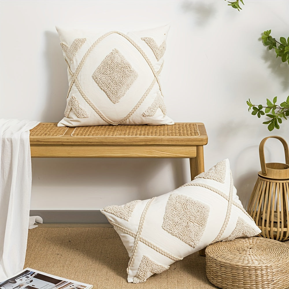 Бохемская геометрическая наволочка с вышивкой из конопляного шнура и бархата - идеально подходит для декора спальни, гостиной или дивана. Квадратный дизайн в бежевом цвете с джутовыми деталями.