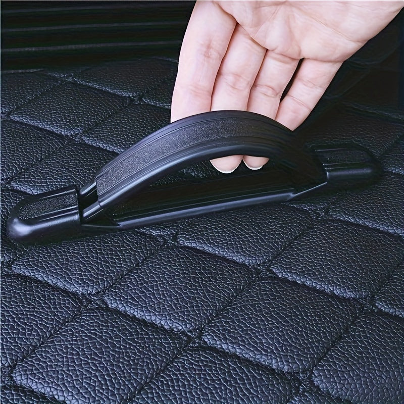 Premium PU charmli avtomobil yukxonasini tashkil etuvchi, yig'iladigan yuk saqlash qutisi va tortish montaji bilan. O'yinchoqlar, oziq-ovqat va boshqa narsalar uchun ko'p funksiyali, qora rangdagi zamonaviy dizayn va olmos tikuv naqshiga ega.