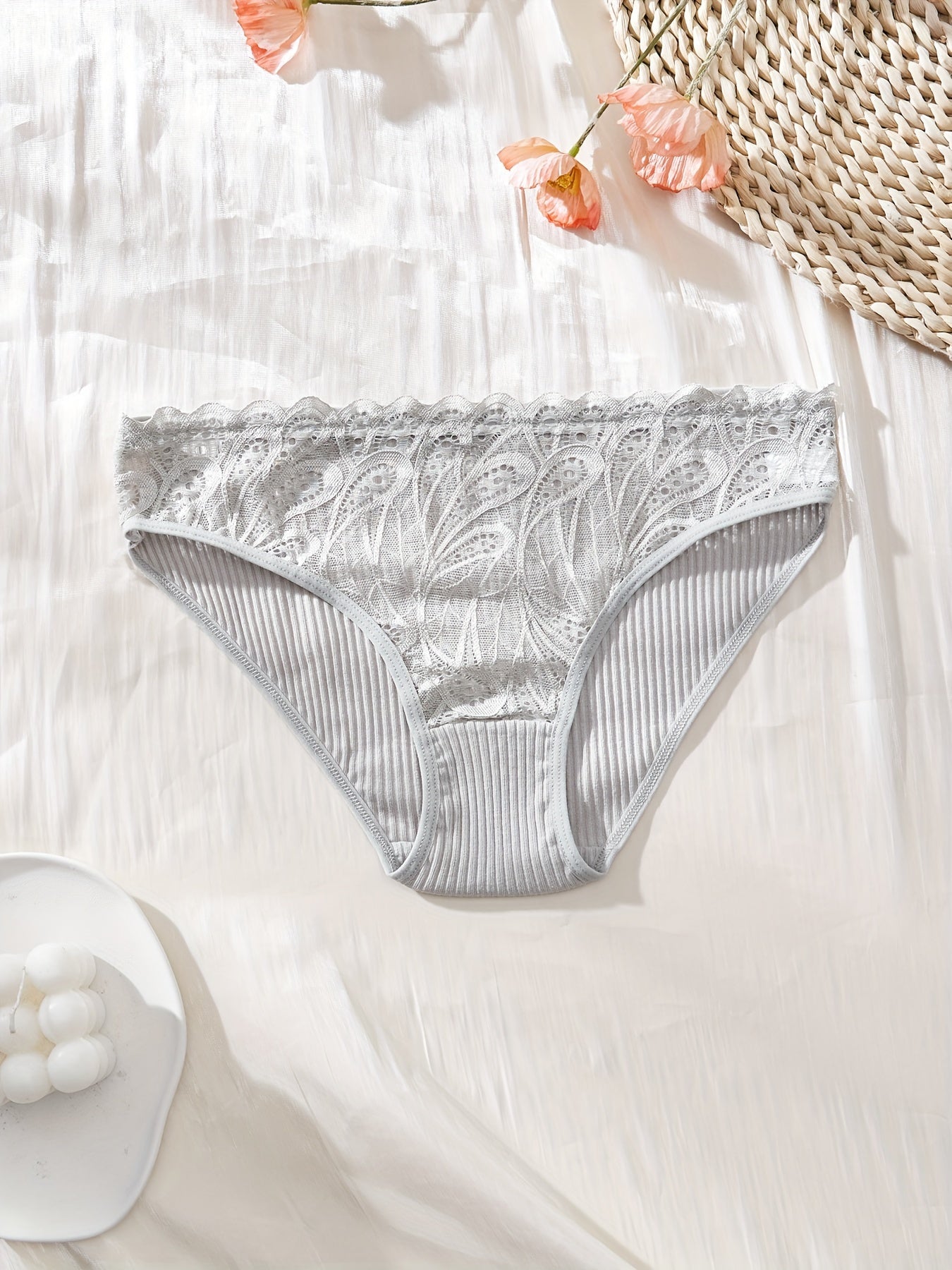 Women's Cotton Lace-Trimmed Panties Breathable Knit Underwear Comfortable Stylish 1 Pack