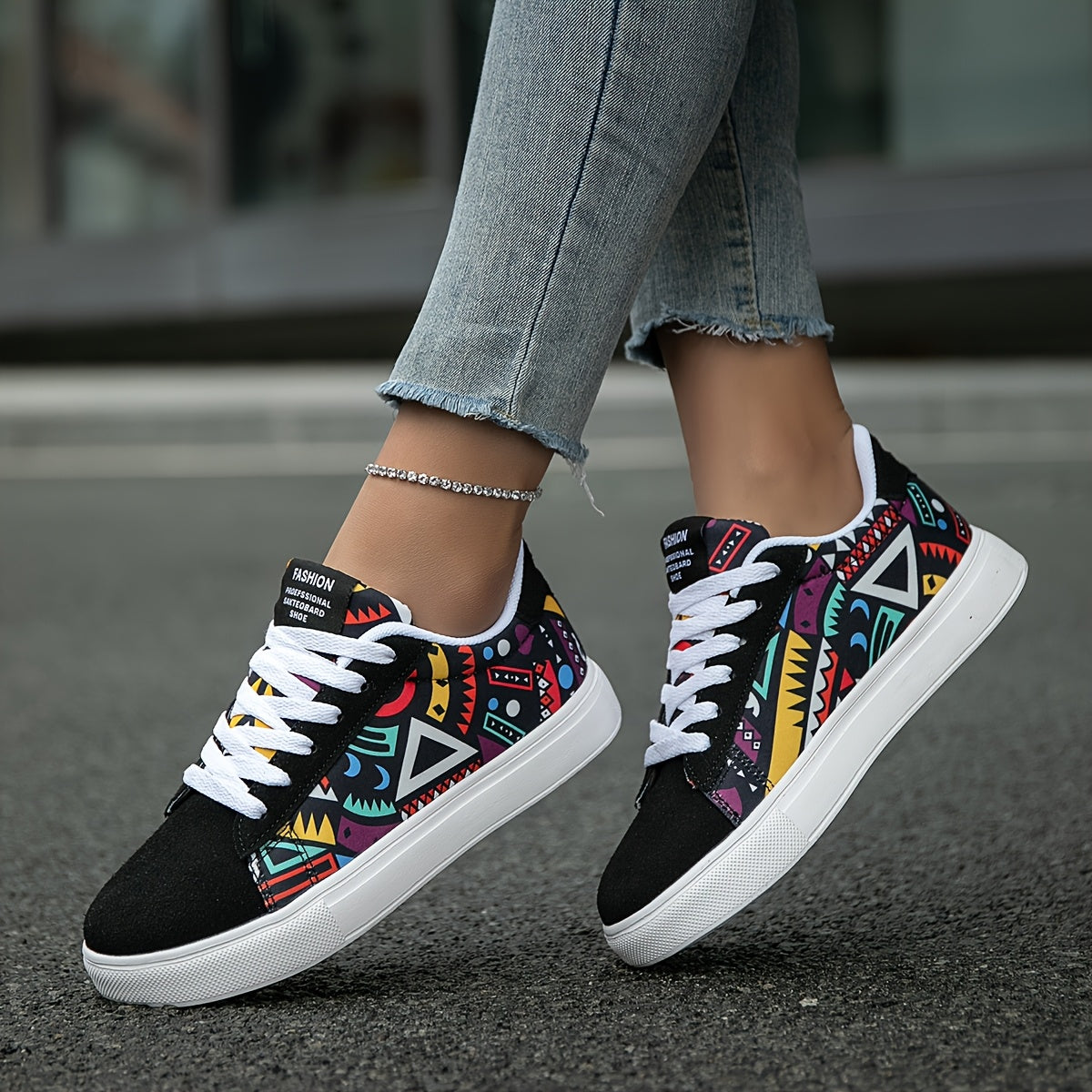 Unisex Geometric Pattern Casual Sneakers Lightweight Fabric Low Top EVA Sole