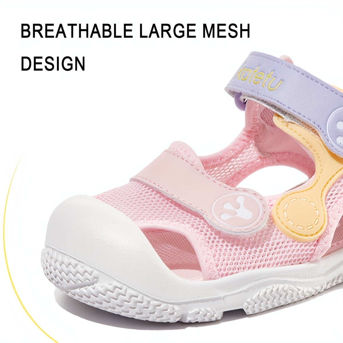 Bolalar uchun yengil, sirpanmaydigan taglikka ega va ichki va tashqi o'yinlar uchun nafas oladigan to'r dizayni bilan mo'ylovga qarshi sandallar.