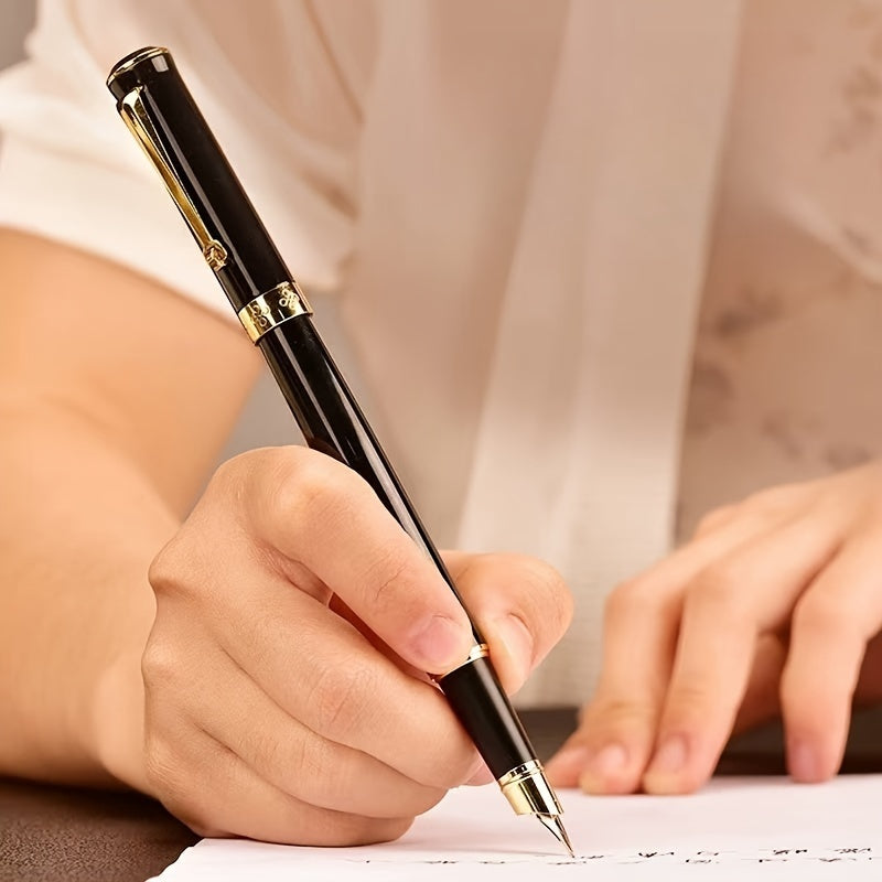 Metall qalam 0.5mm nozik nib va qopqoqni bosish bilan yopish. Biznes va shaxsiy imzolar uchun mos. 3.4mm siyoh shishalari bilan ishlaydi.