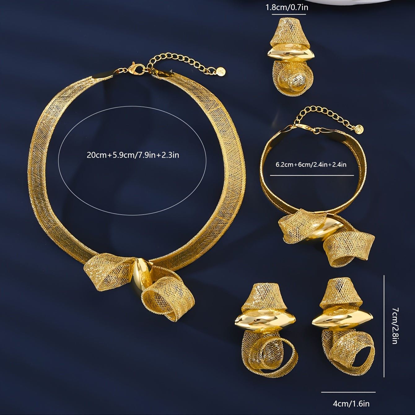 MEIZ tomonidan vintage arab uslubidagi 18K oltin qoplamali mis zargarlik to'plami - o'z ichiga oladi: nafis an'anaviy kelin marjon, bilaguzuk, uzuk va sirg'alar - to'y, ziyofat, sovg'a berish, Mardi Gras va barcha fasllar uchun mukammal.